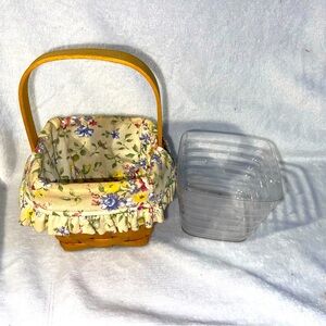 Longaberger basket with handle, includes plastic and fabric liners